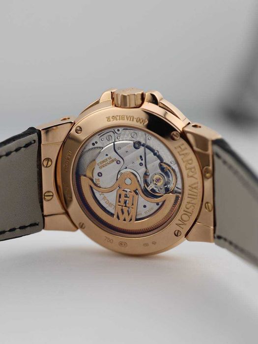 Часы Harry Winston