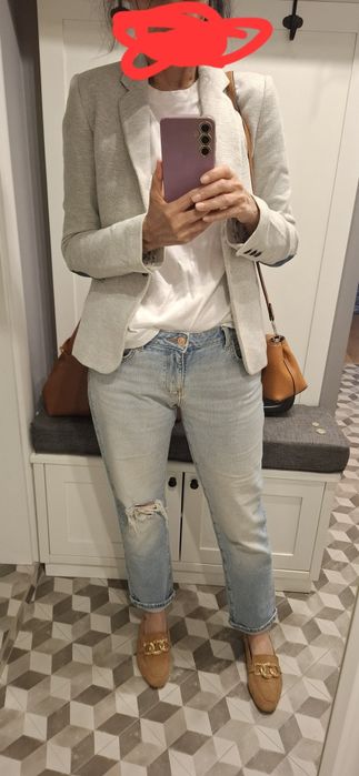 Дънки Zara и спортно сако