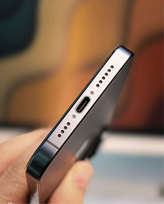 iPhone 15 PRO MAX • impecabil • Accept Schimburi