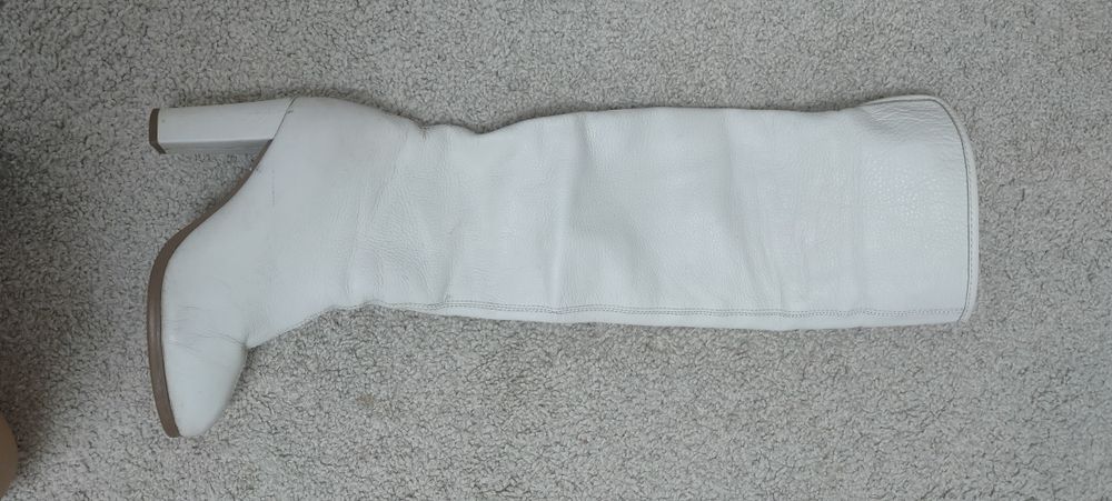 Продам натуральные зимние сапоги