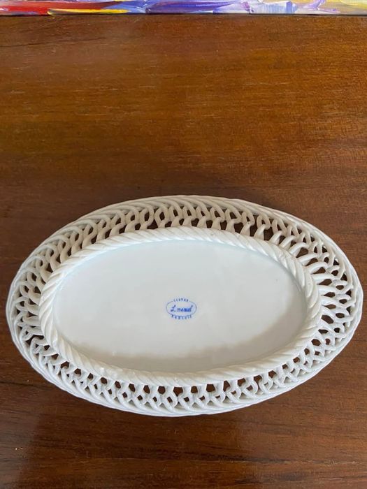 Cosulete din portelan fin impletit