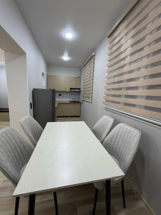 х Площадь:54м2 Чиланзар 23 квартал 2в3/5/5 Балкон:2х6,Орт.Книжный