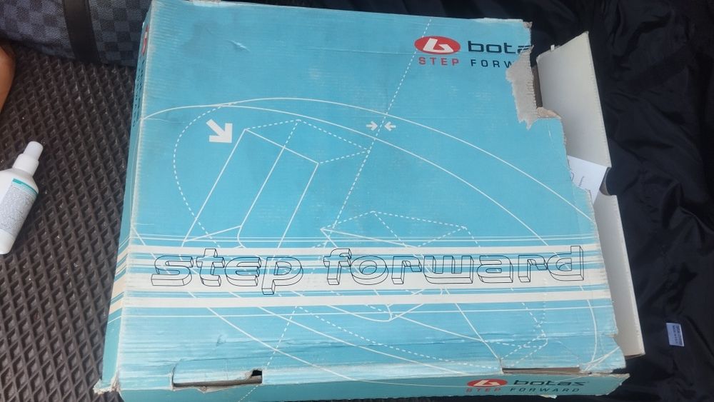 Продам хоккейные коньки фирмы BOTAS