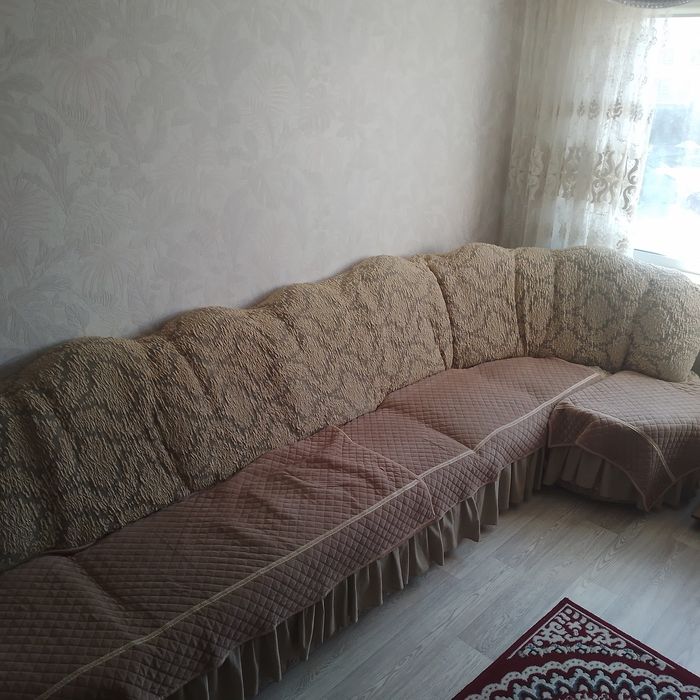 Продам диван угловой