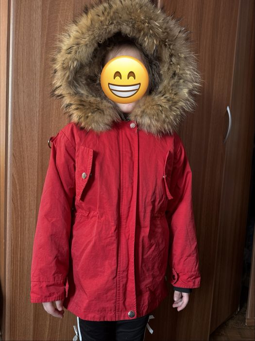 Продам детскую куртку