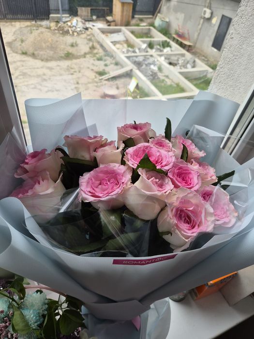 Продам букет цветы розы