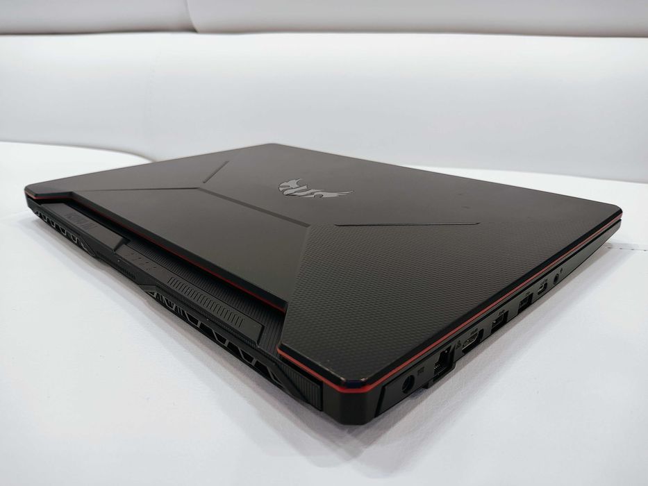 Laptop gaming Asus ROG TUF, intel core i7-10750H, video  6 GB