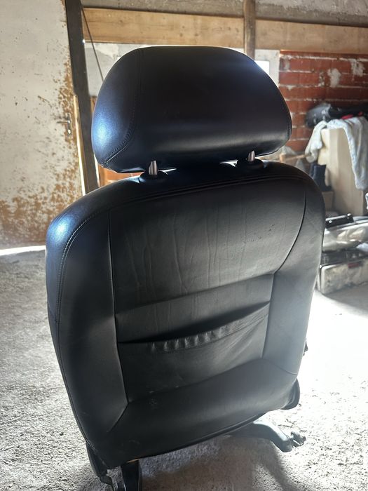 Електр. Кожен салон