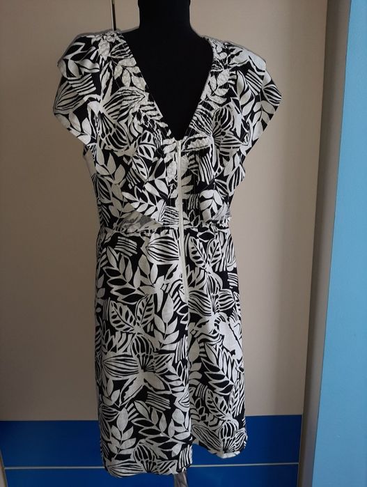 Rochie nouă Orsay mărime 40.