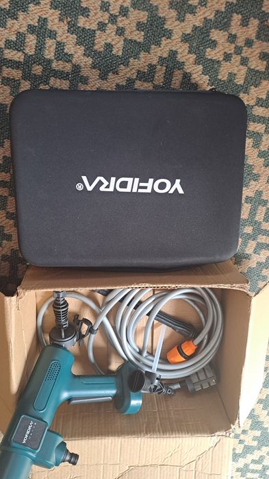 Aparat presiune cu apa pe acumulator