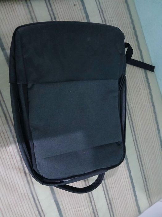 Lenovo noutbook sotiladi