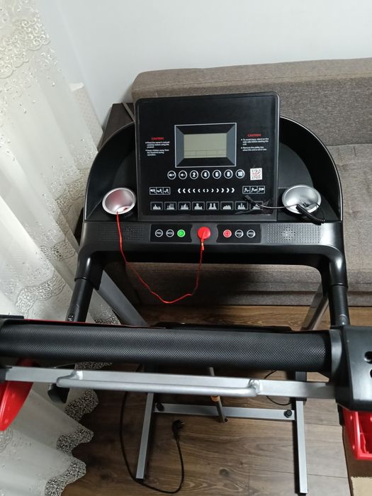 Bandă de alergare Fittronic J2000 – aproape nouă, cu garanție