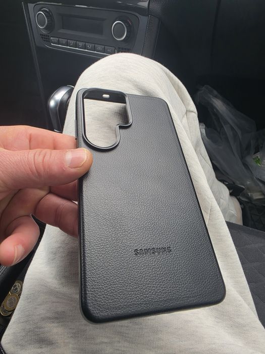 Продам чехол на S 26 Ultra