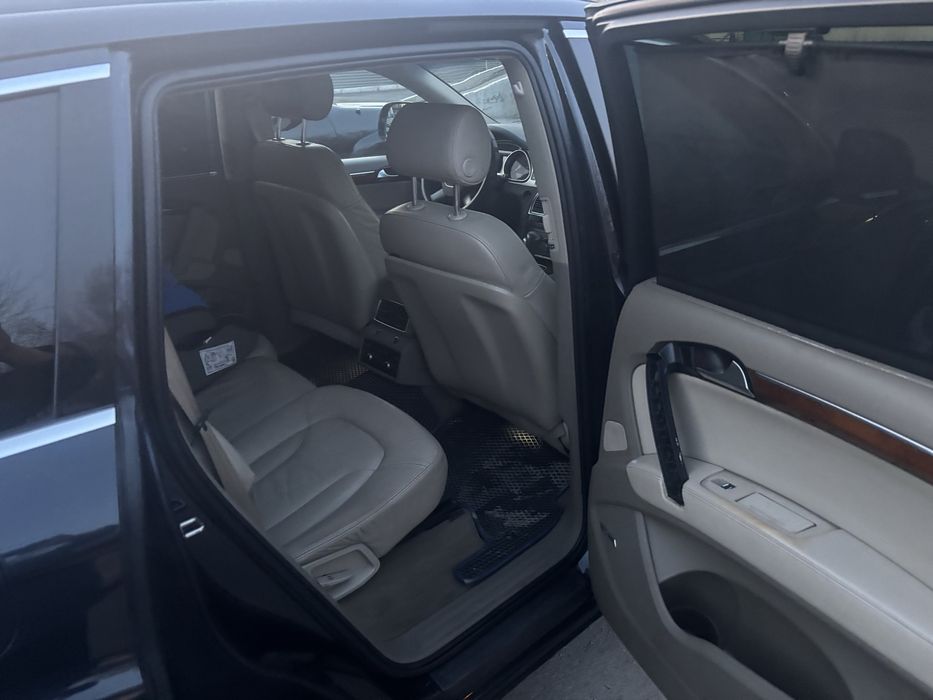 Audi Q7 (2007г.в.)