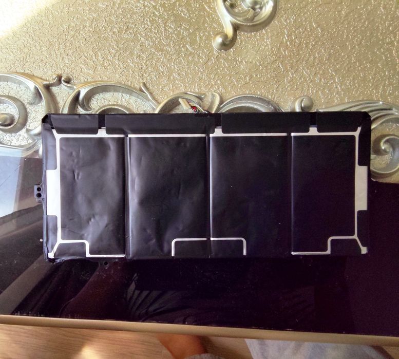 "Yangi va Ishlatilmagan: Original Samsung AA-P3N4MR noutbuk batareyas