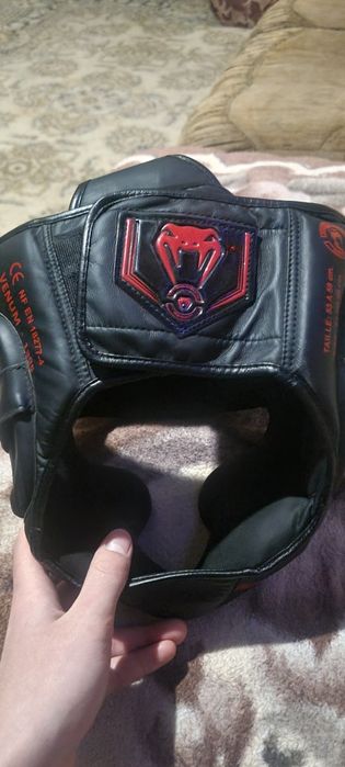 Шлем для единоборств