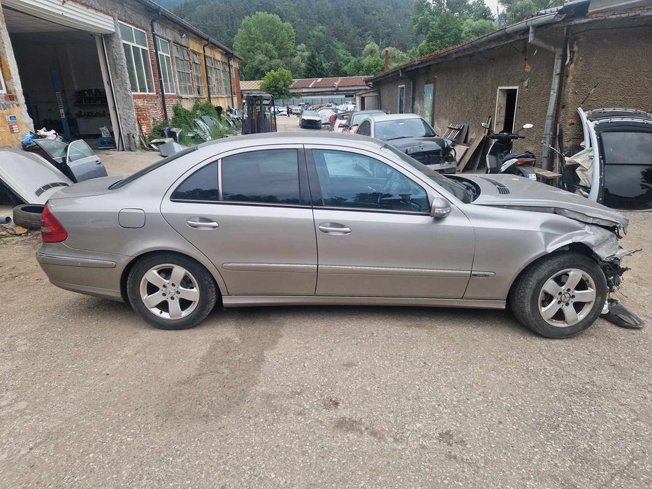 Mercedes W211 E220CDI 150кс седан автоматик НА ЧАСТИ!