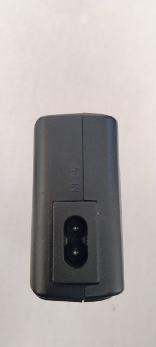 Продается зарядка для видеокамеры Panasonic