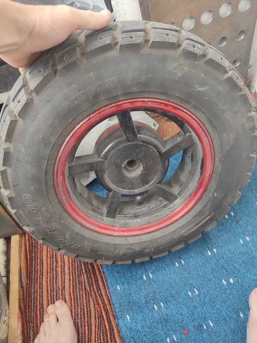 Продам колесо MT3.50×10