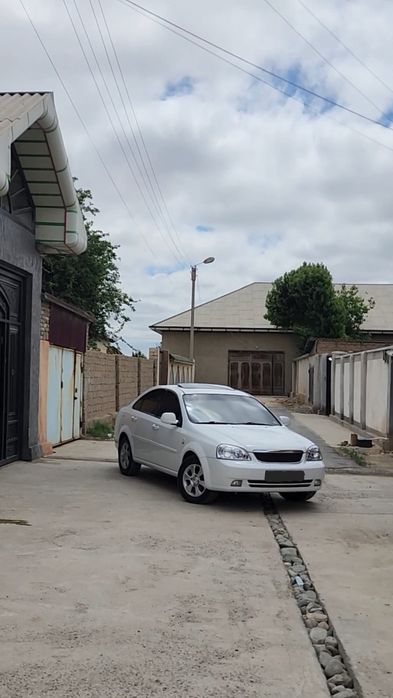 Lacetti 1.6 2013