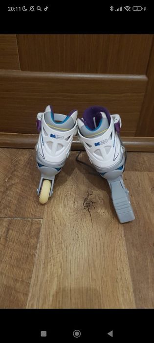 Роликовые коньки