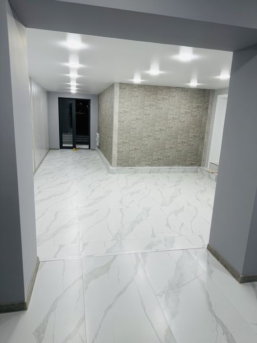 Продажа нежилое помещение  63.0 кв под магазин , офис