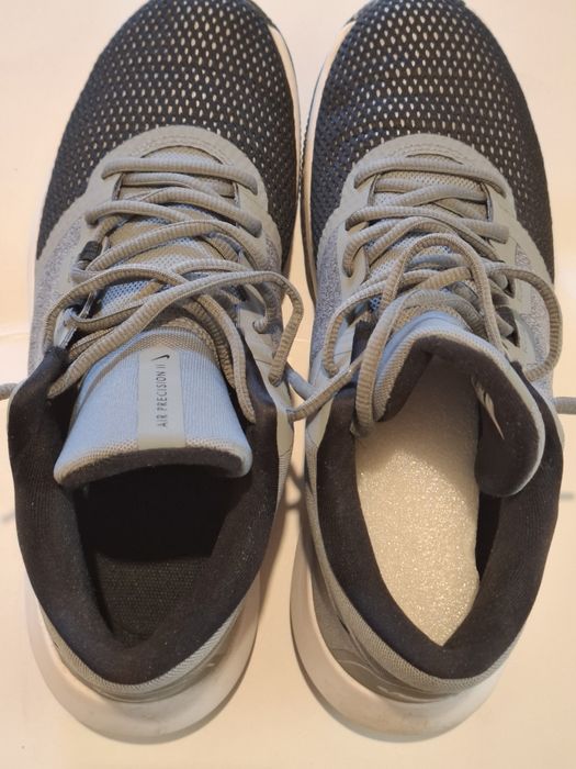 Nike precision 43