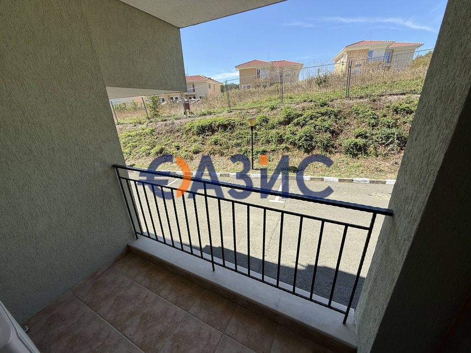 Продава се Едностаен апартамент в Созопол - 44 кв.м за 671 €/кв.м - Снимка #3