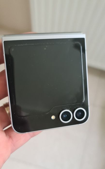 Samsung Galaxy Z Flip 6 5G