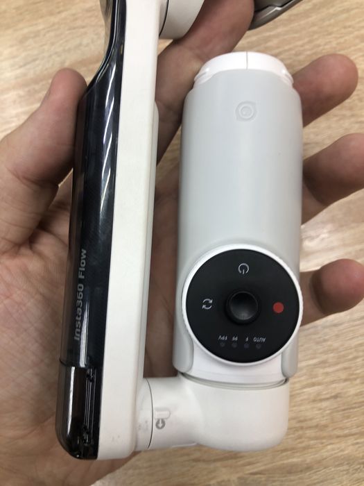 Стабилизатор Insta 360 Flow (A4)