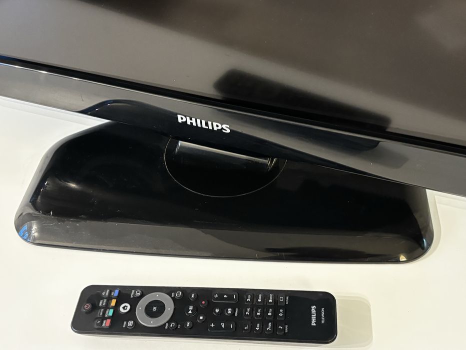 LCD Телевизор Philips 32PFL5624H/12