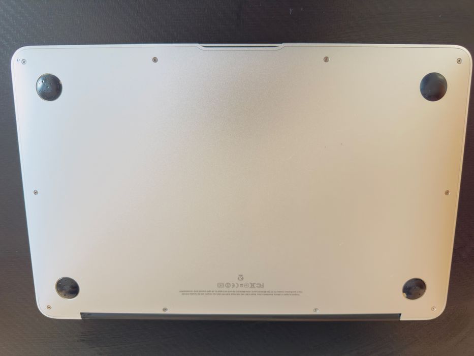 Macbook air 11дюймов
