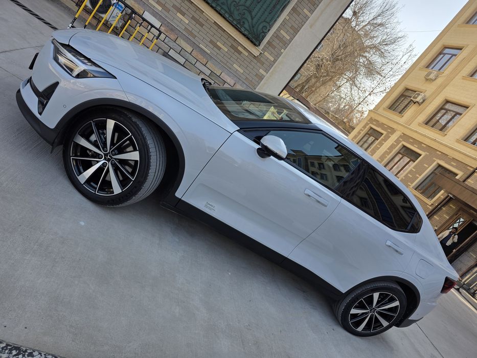 Volvo Polestar-2  СРОЧНО продаётся.