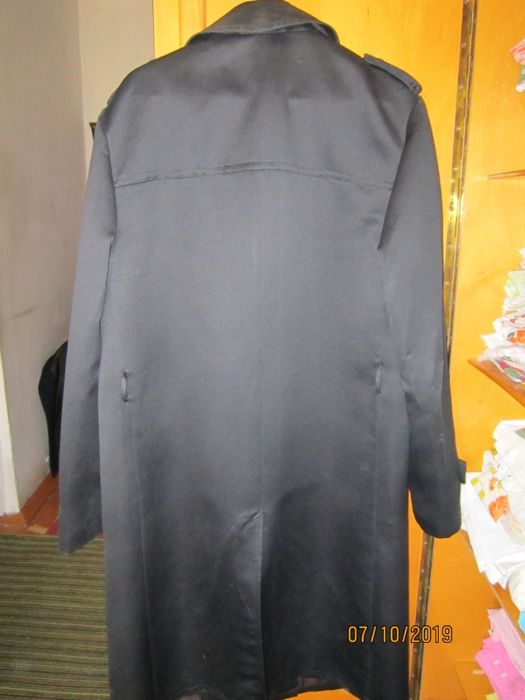 Продам плащ. Новый.