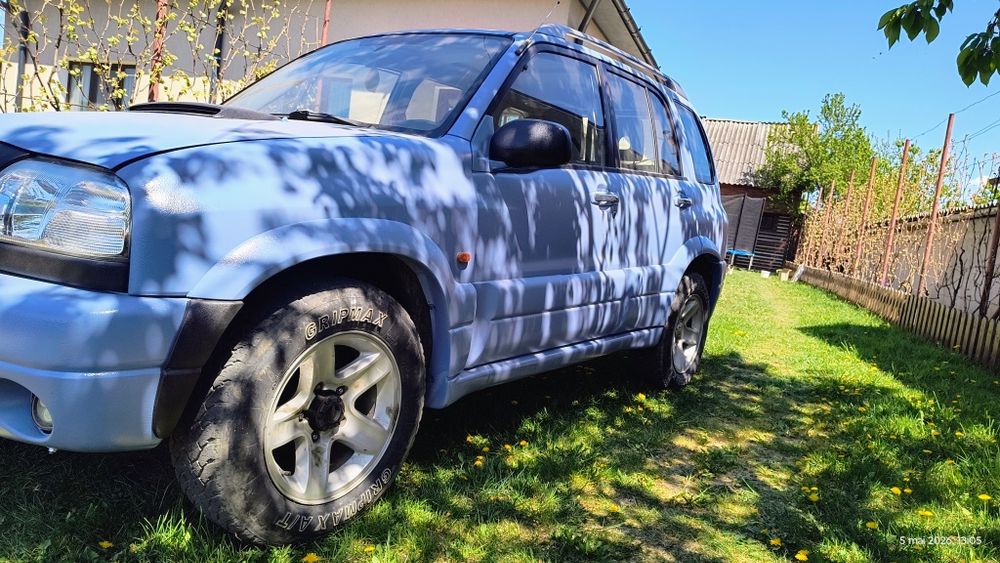 Suzuki grand vitara 2005 vând sau schimb cu ATV