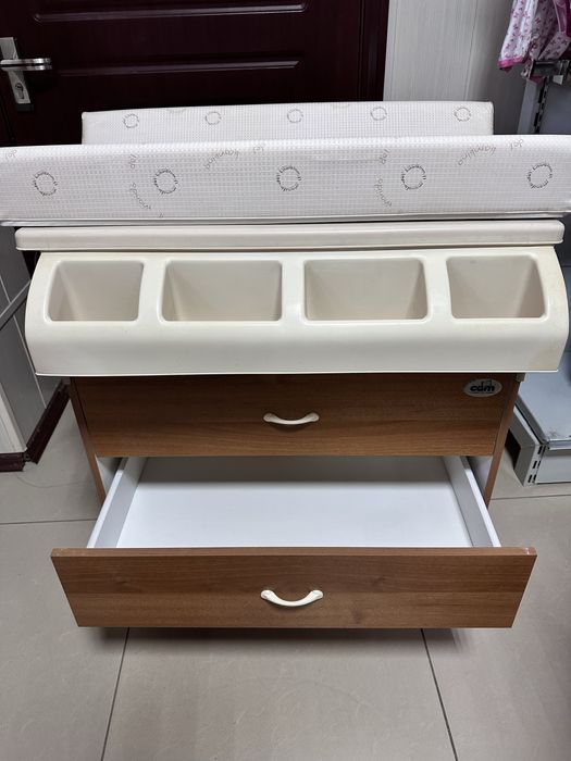 Продам пеленальный стол 3 в 1