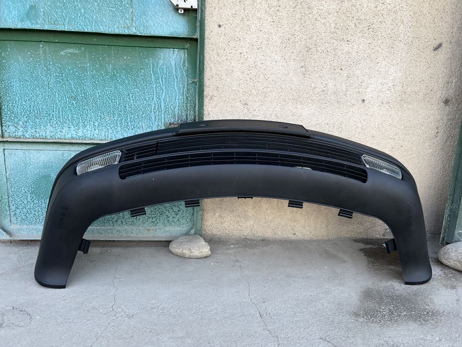 Бампер передний Ауди С4