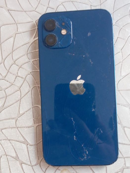 Iphone 12 64gb.