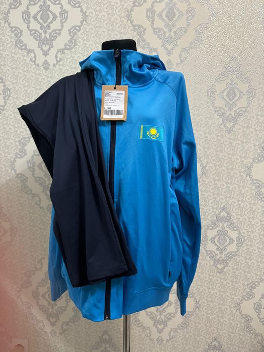 форма Казахстан, экипировка