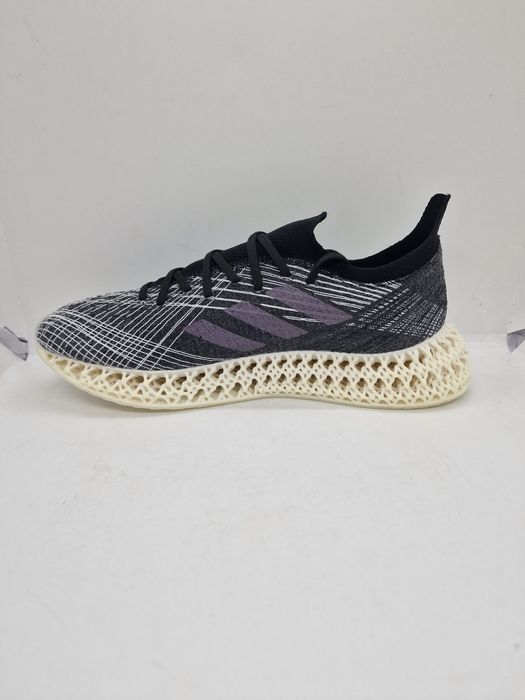 Adidas 4DFWD X Strung nr. 39 1/3,40,40 2/3