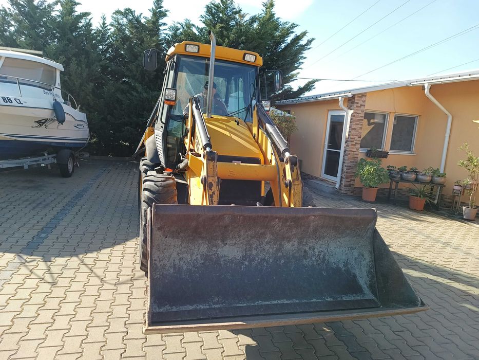 Buldoexcavator JCB 2CX