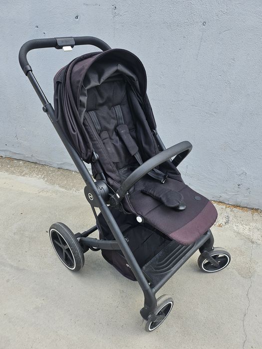 Продавам детска количка