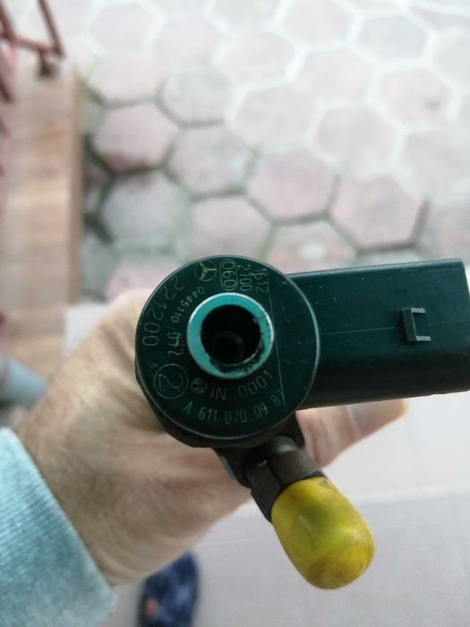 Дюза за Мерцес w203