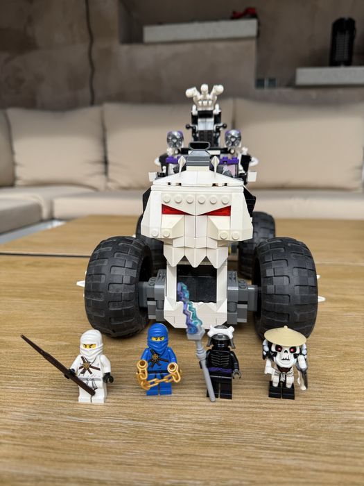2506 LEGO Ninjago Skull Truck