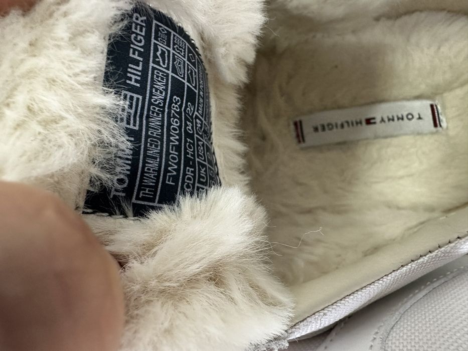 Tommy Hilfiger sneakers 40