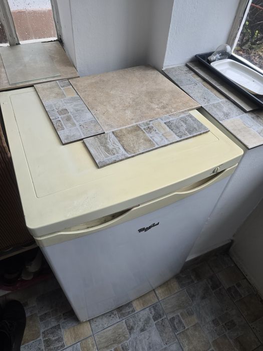 Lada frigorifica congelator whirpool