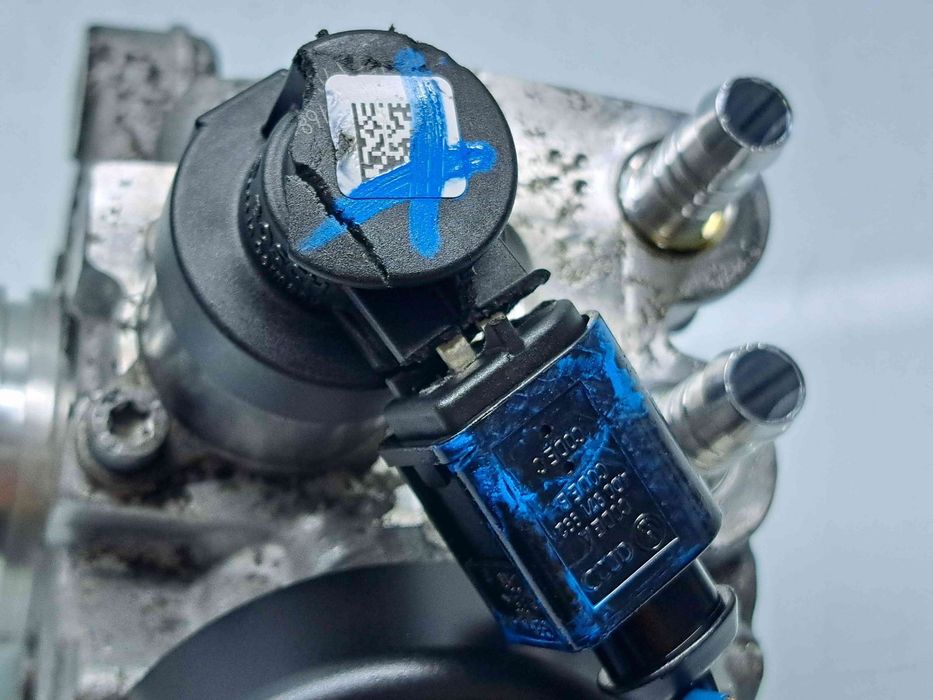 Pompa inalta presiune  Volkswagen Golf 6 (5K1) [Fabr 2009-2013] 03L130