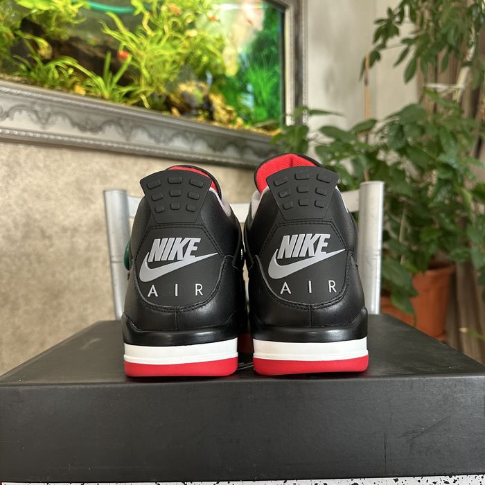 Jordan 4 bred ( nu dunk nu yeezy)