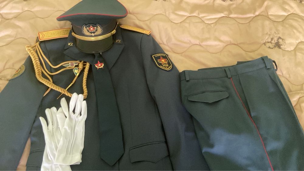 Парадная военная форма