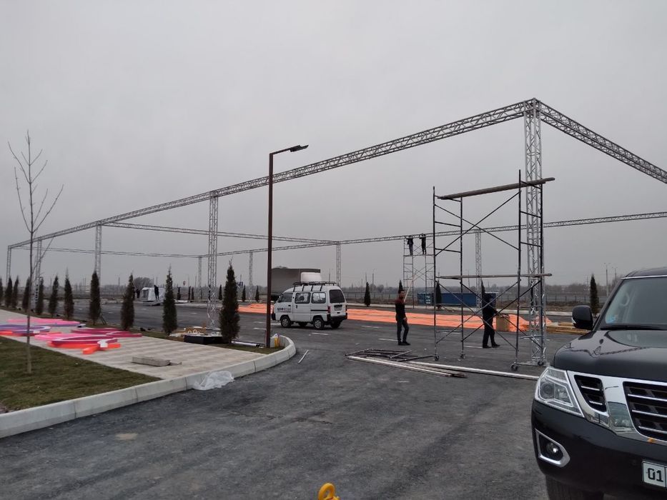 Podium ishlab chiqaramiz. Sotamiz va ijaraga beramiz